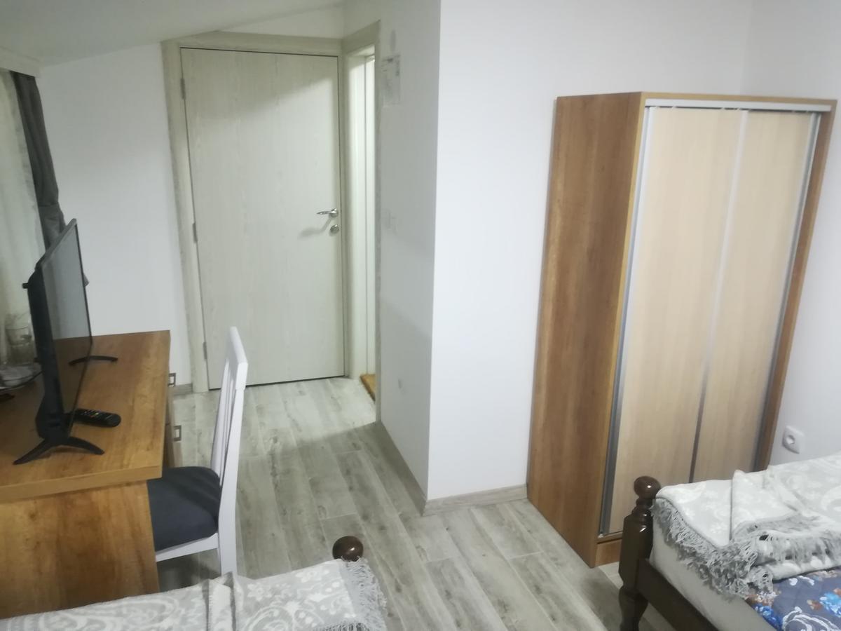 Karavan 123 Raška エクステリア 写真